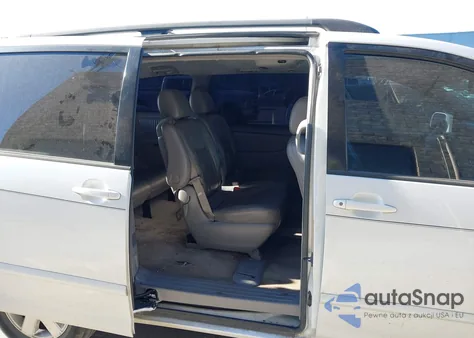 2008 Toyota Sienna Xle z USA, uszkodzony, nr VIN 5TDZK22C98S145566